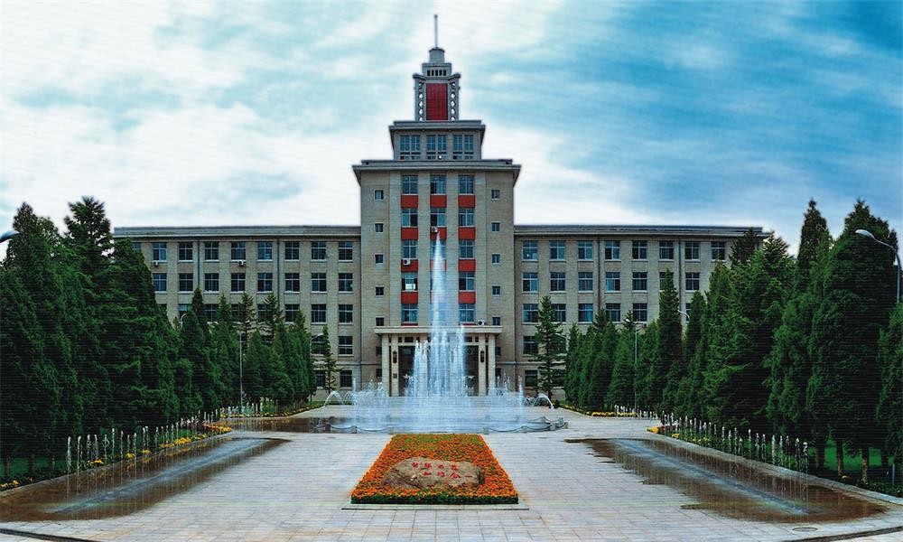 主樓