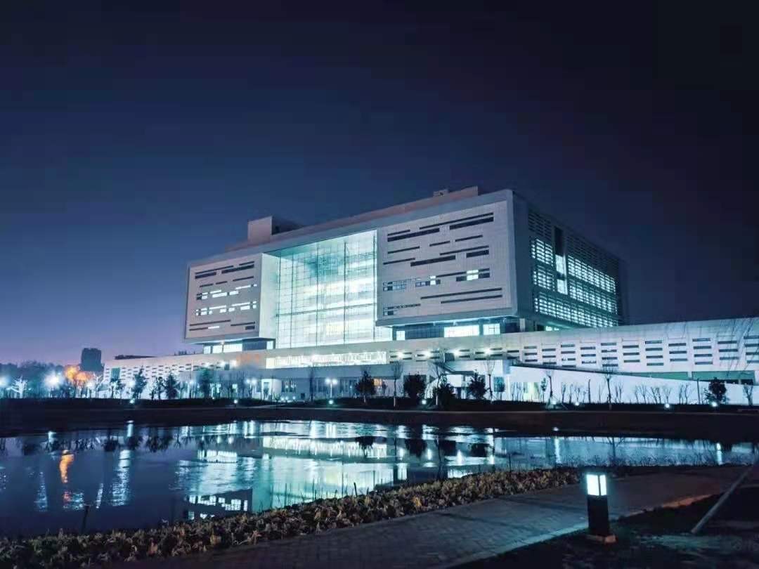 夜間校園