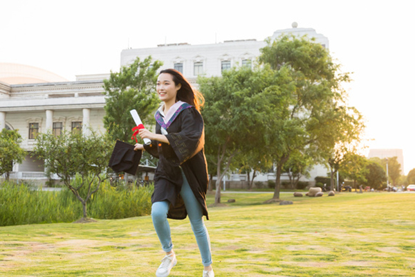 讀工程管理在職研究生錄取分數線是多少，通過率怎么樣？.jpg