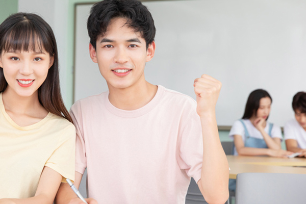 美國(guó)印第安納大學(xué)在職研究生容易上岸嗎，好不好考呢？.jpg
