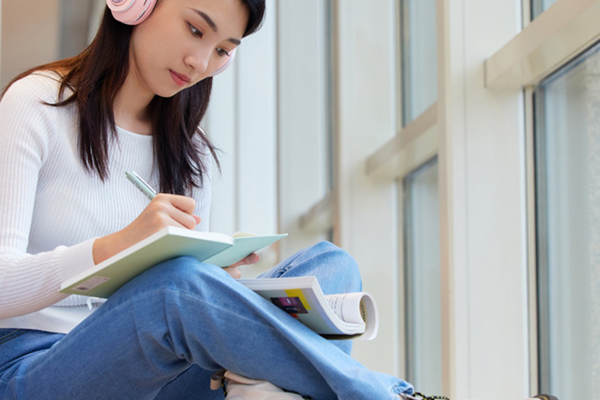 廣東財經大學在職研究生怎么樣,值得考嗎?.jpg 廣東財經大學在職研究生怎么樣,值得考嗎?.jpg