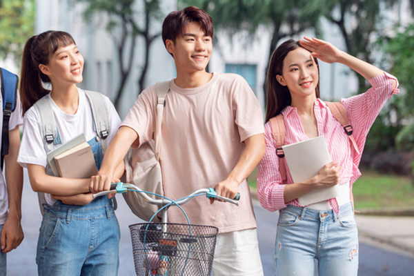 在職人員如何考中國傳媒大學在職研究生，網上報名入口在哪里？.jpg