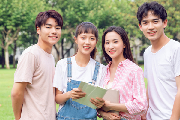 西南政法大學在職研究生值不值得去讀,能在職提升學歷拿證靠譜嗎?.jpg 西南政法大學在職研究生值不值得去讀,能在職提升學歷拿證靠譜嗎?.jpg